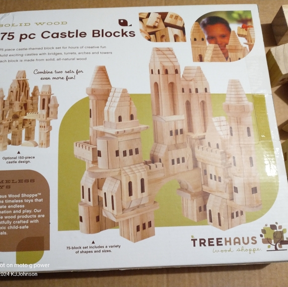 Treehaus Castle Building Blocks - Picture 2 of 4